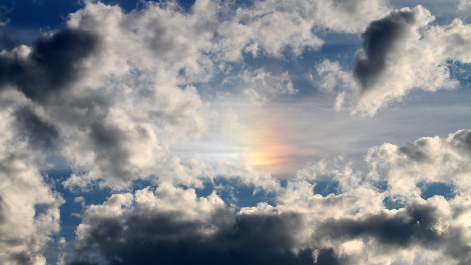 开云网站-海外冲浪比赛，浪花逐梦的青春节拍，国外冲浪