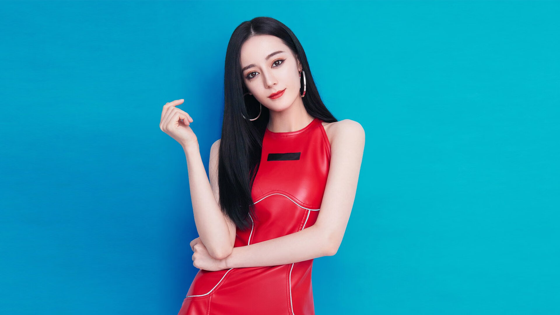 开云平台-勒沃库森主场2-1战胜美因茨，继续领跑德甲，勒沃库森二队