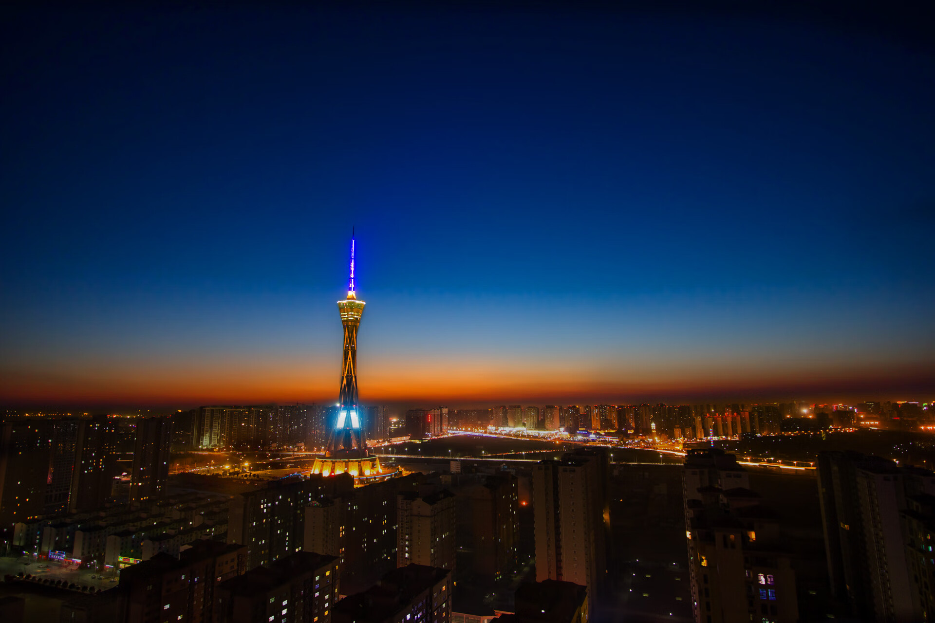 kaiyun体育app-多特蒙德主场1-1战平沃尔夫斯堡，错失三分，多特蒙德vs沃尔夫斯数据分析